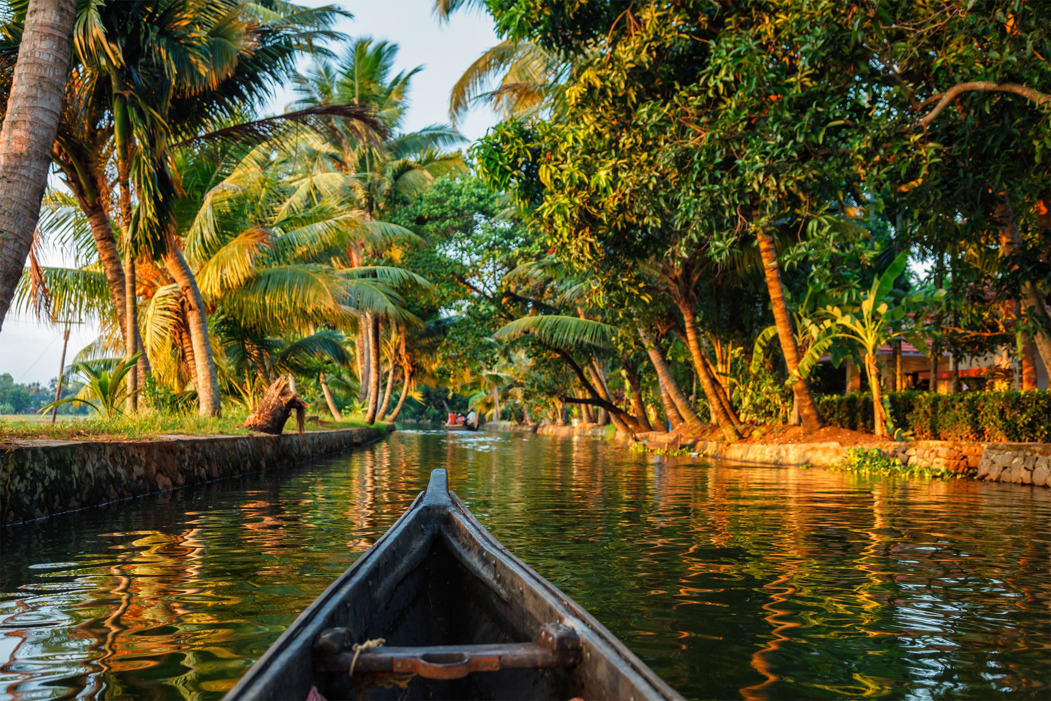 🌴✨ KERALA DIWALI DELIGHT – A JOURNEY TO REMEMBER 🪔